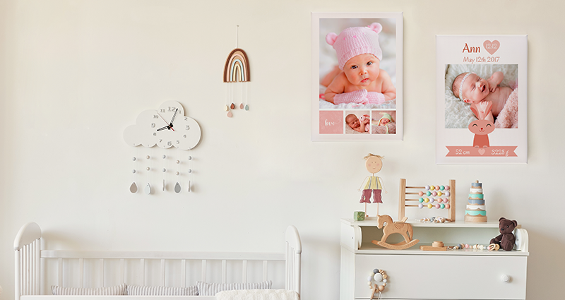 Canvasdoek ’Roze Engeltje’ in de babykamer