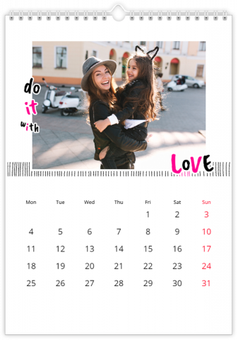Fotokalender A4 Hochformat Mit rosaroten Punkten