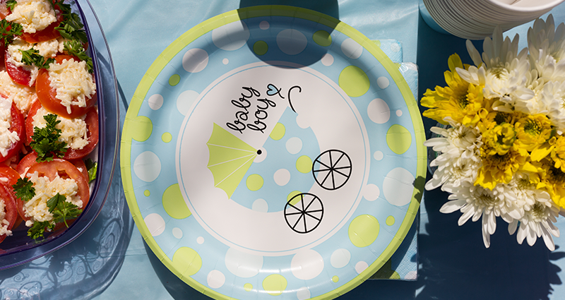 Assiette recyclable avec motifs de bébé