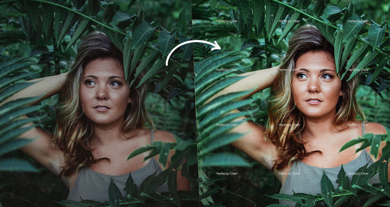 Porovnanie dvoch rovnakých fotografií pred a po použití Perfectly Clear– smejúca sa žena s rozpustenými vlasmi v šedých šatách na ramienkach medzi palmovými listami. 