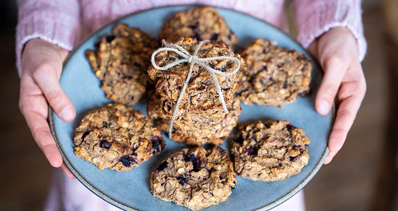 Oatmeal cookies for mum as personalised mothers day gifts